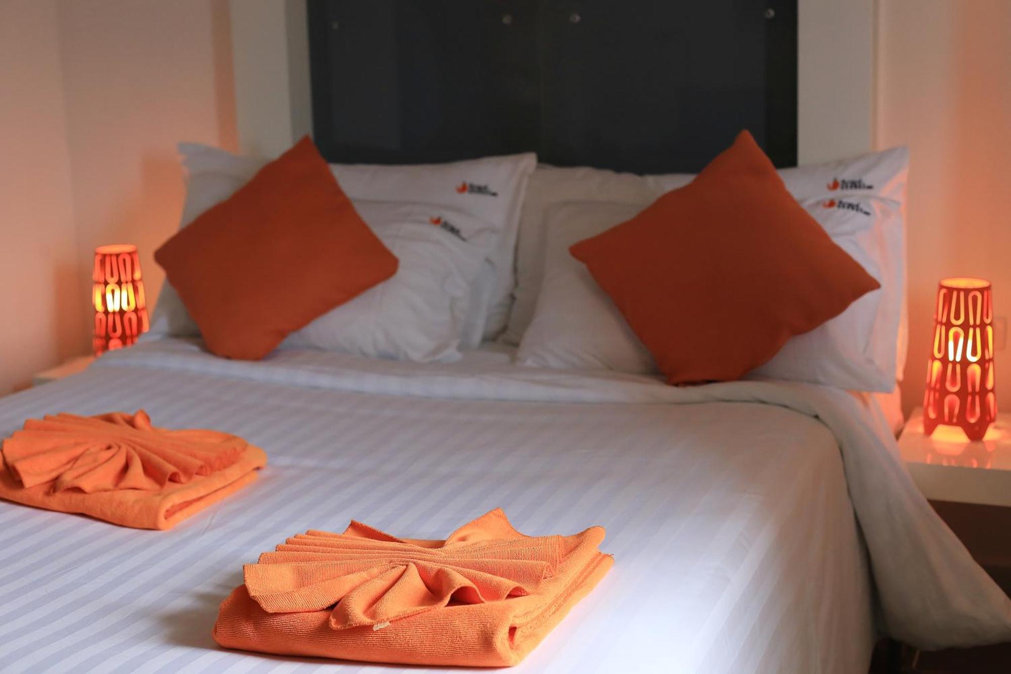 The Original Orange Hotel Nakhon Si Thammarat Zimmer foto