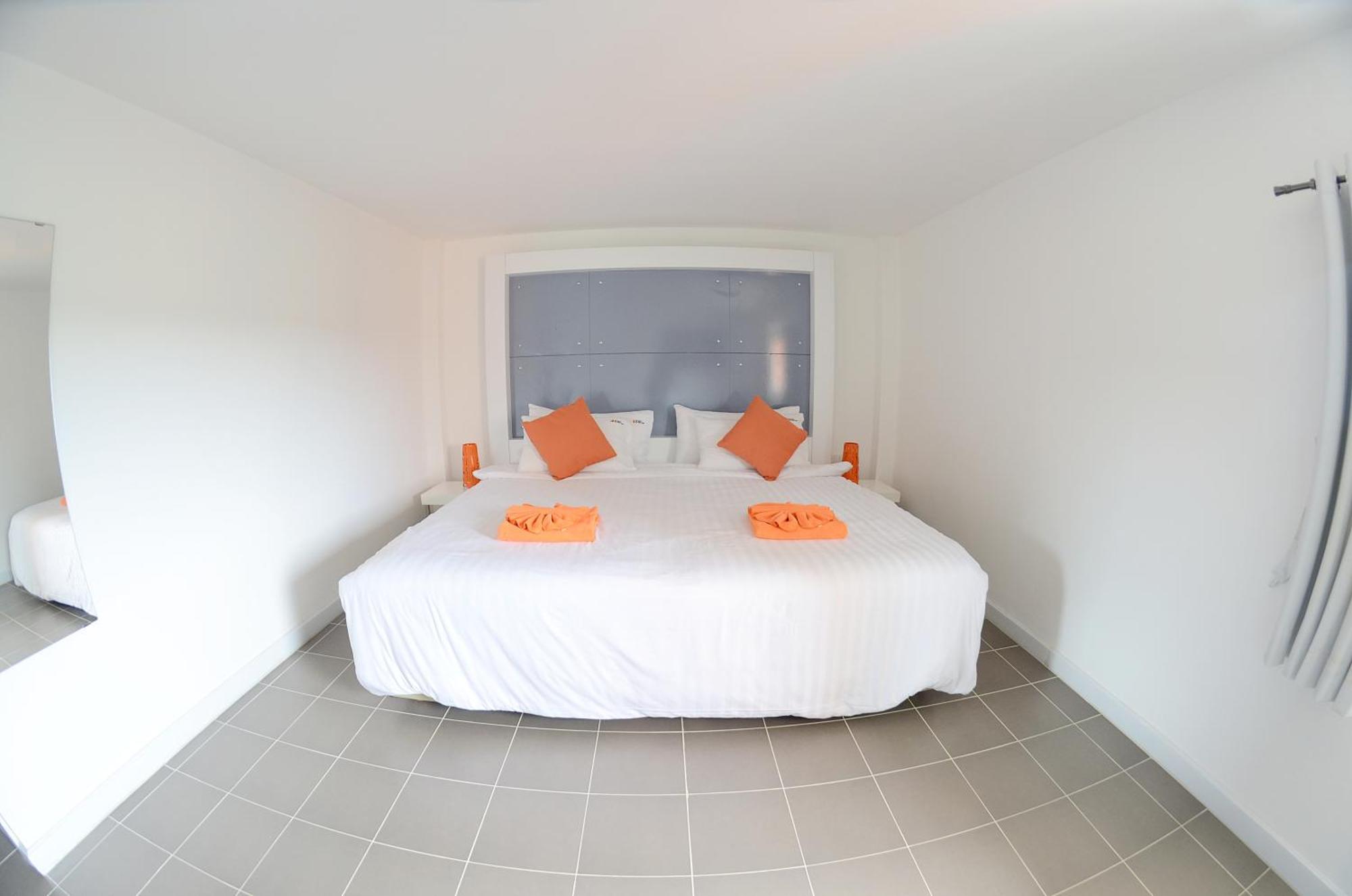 The Original Orange Hotel Nakhon Si Thammarat Zimmer foto