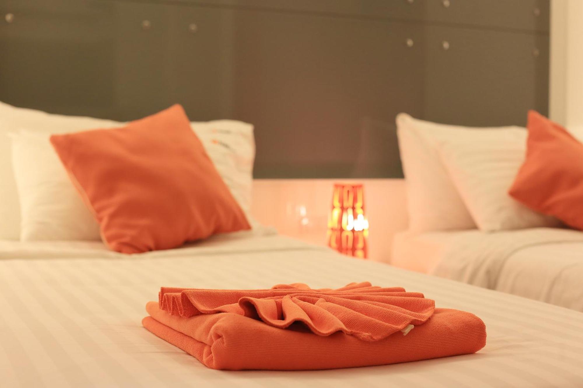 The Original Orange Hotel Nakhon Si Thammarat Zimmer foto