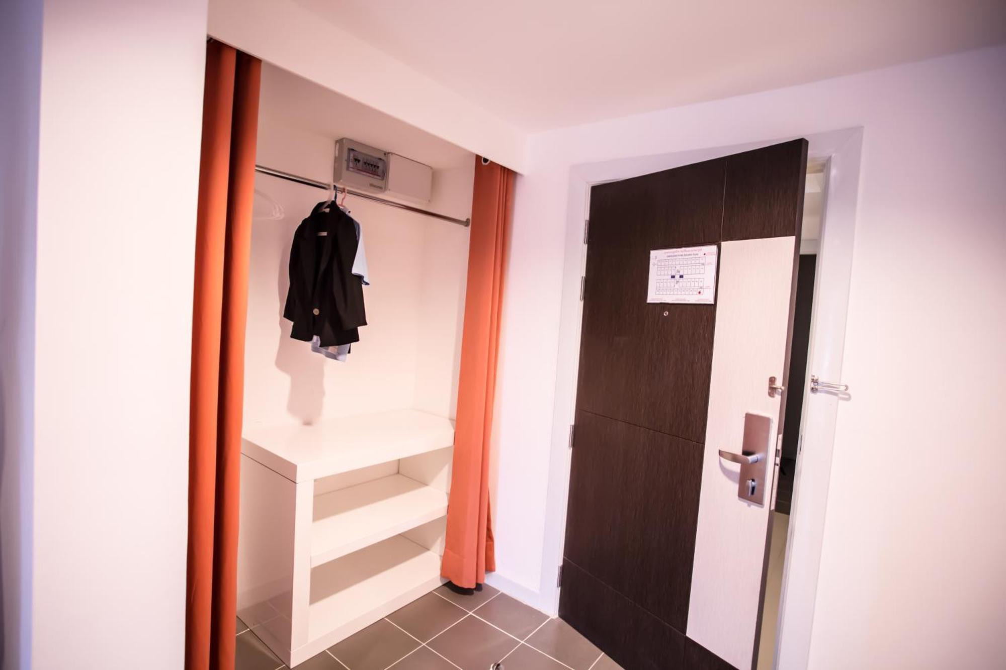 The Original Orange Hotel Nakhon Si Thammarat Zimmer foto